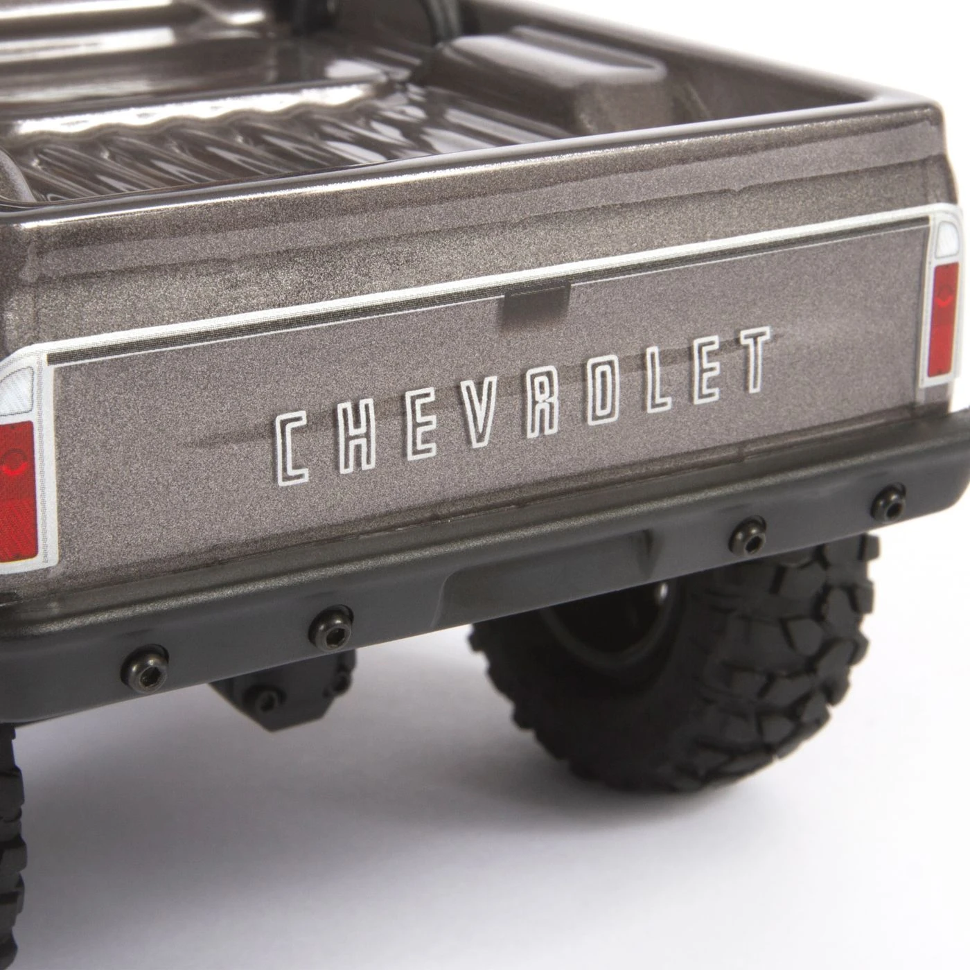 Axial Racing 1/24 SCX24 1967 Chevrolet C10 4WD Truck Brushed RTR, Silver 5 Axial Racing 1/24 SCX24 1967 Chevrolet C10 4WD Truck Brushed RTR, Silver - Image 5