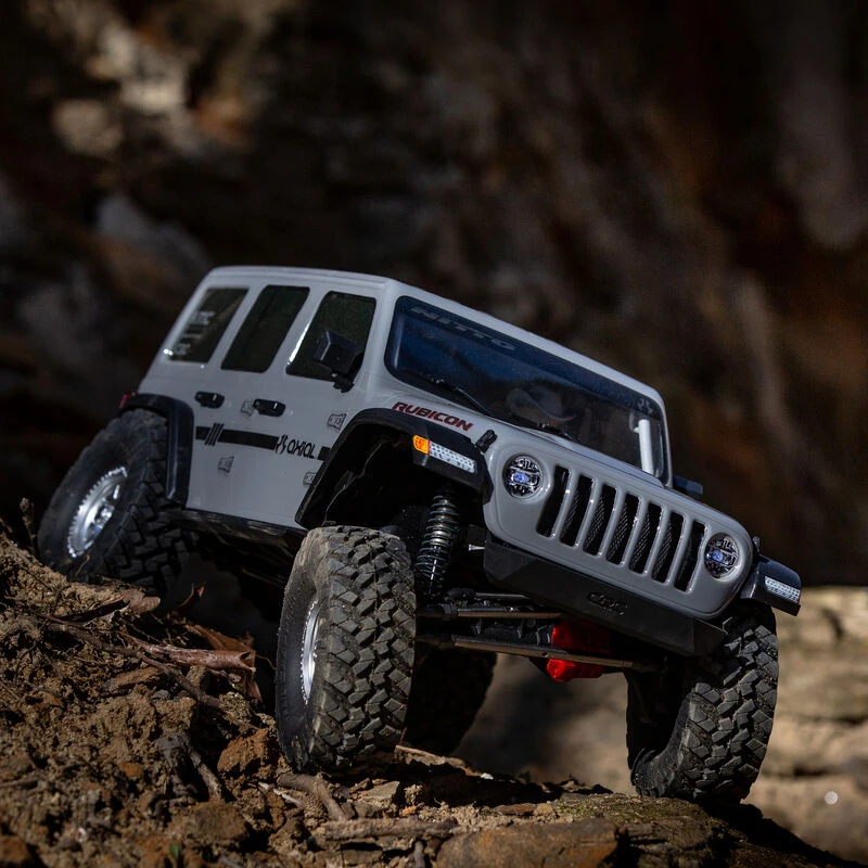 Axial 1/10 SCX10 III Jeep JLU Wrangler With Portals RTR, Gray 8 Axial 1/10 SCX10 III Jeep JLU Wrangler With Portals RTR, Gray - Image 8
