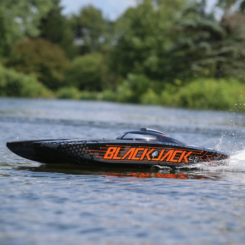 Proboat Blackjack 42" 8S Brushless Catamaran RTR: Black/Orange 2 Proboat Blackjack 42" 8S Brushless Catamaran RTR: Black/Orange - Image 2